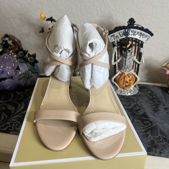 MICHAEL KORS Ava Patent Leather Strappy Sandal Size 9M Light Blush NIB - Picture 3 of 7